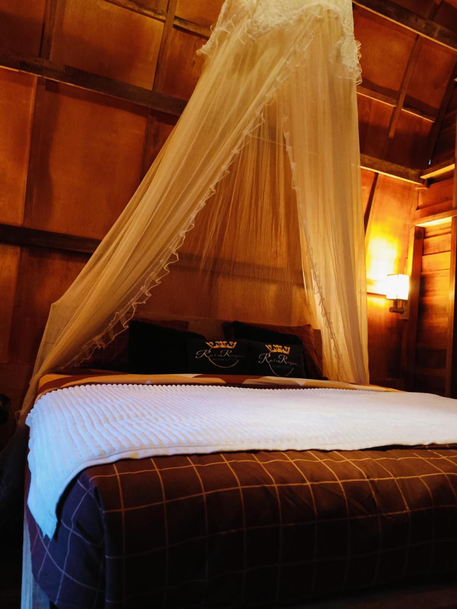 Raturinjani Homestay Selong Екстер'єр фото